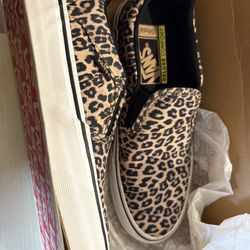 Women's 7.5 New Cheetah Vans $30 Yardsale Saturday 