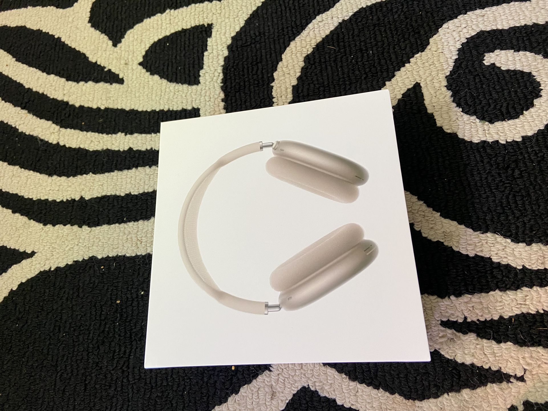 AirPod Max Starlight USB-C