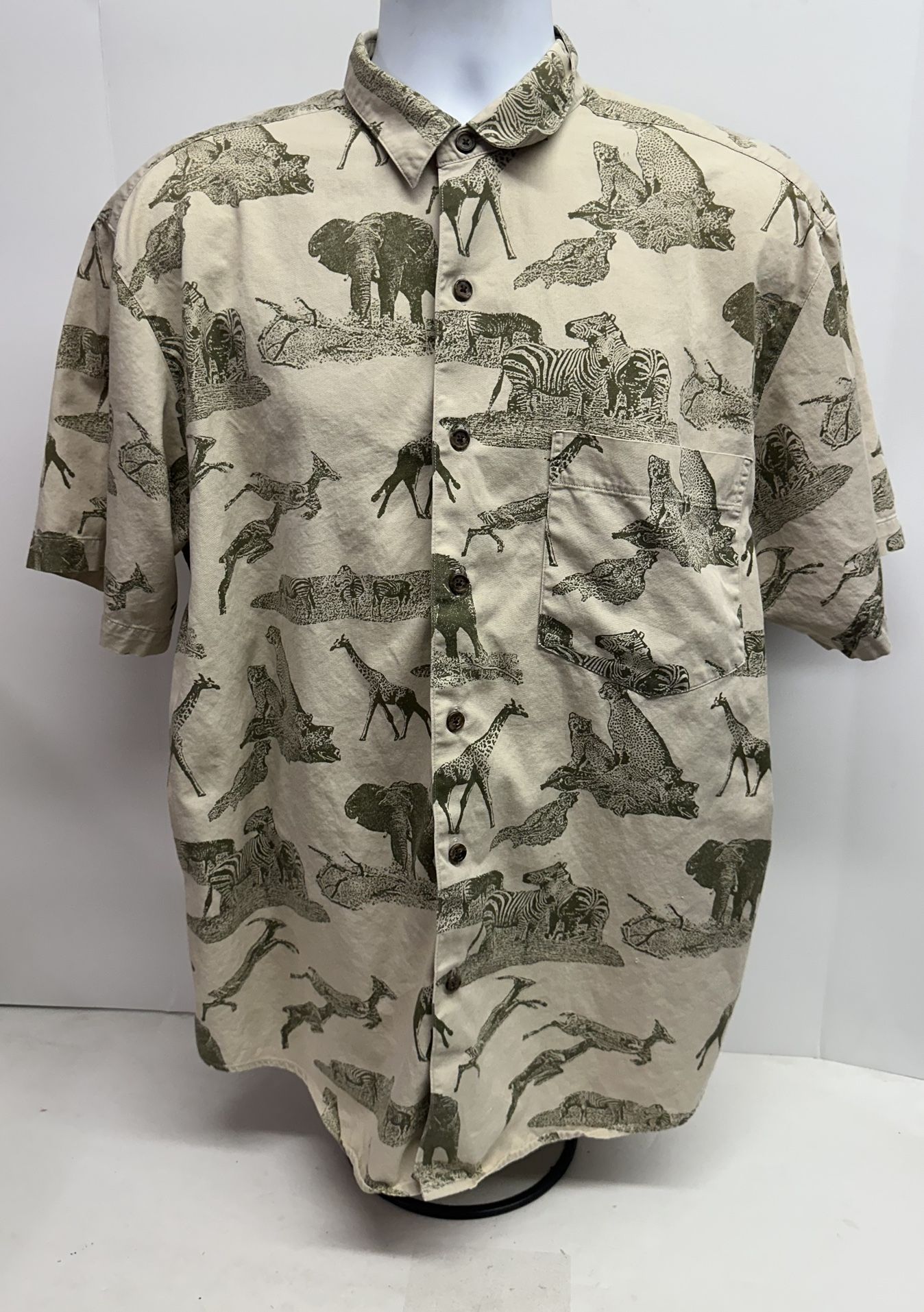 Vintage Banana Republic Shirt Sz M Short Sleeve Safari And Travel Animal Print