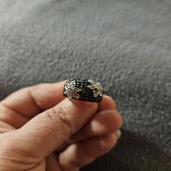 Black Foral Ring