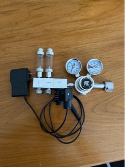 CO2 Regulator - Dual Stage