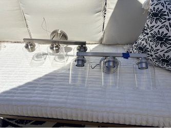 Free bathroom lights silver