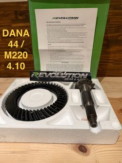 NIB - Dana 44/M220 - 4.10 Ring Gear - Reverse Rotation