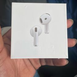 Gene 4 Airpods