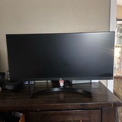 LG 29” UltraWide Monitor – Excellent Condition