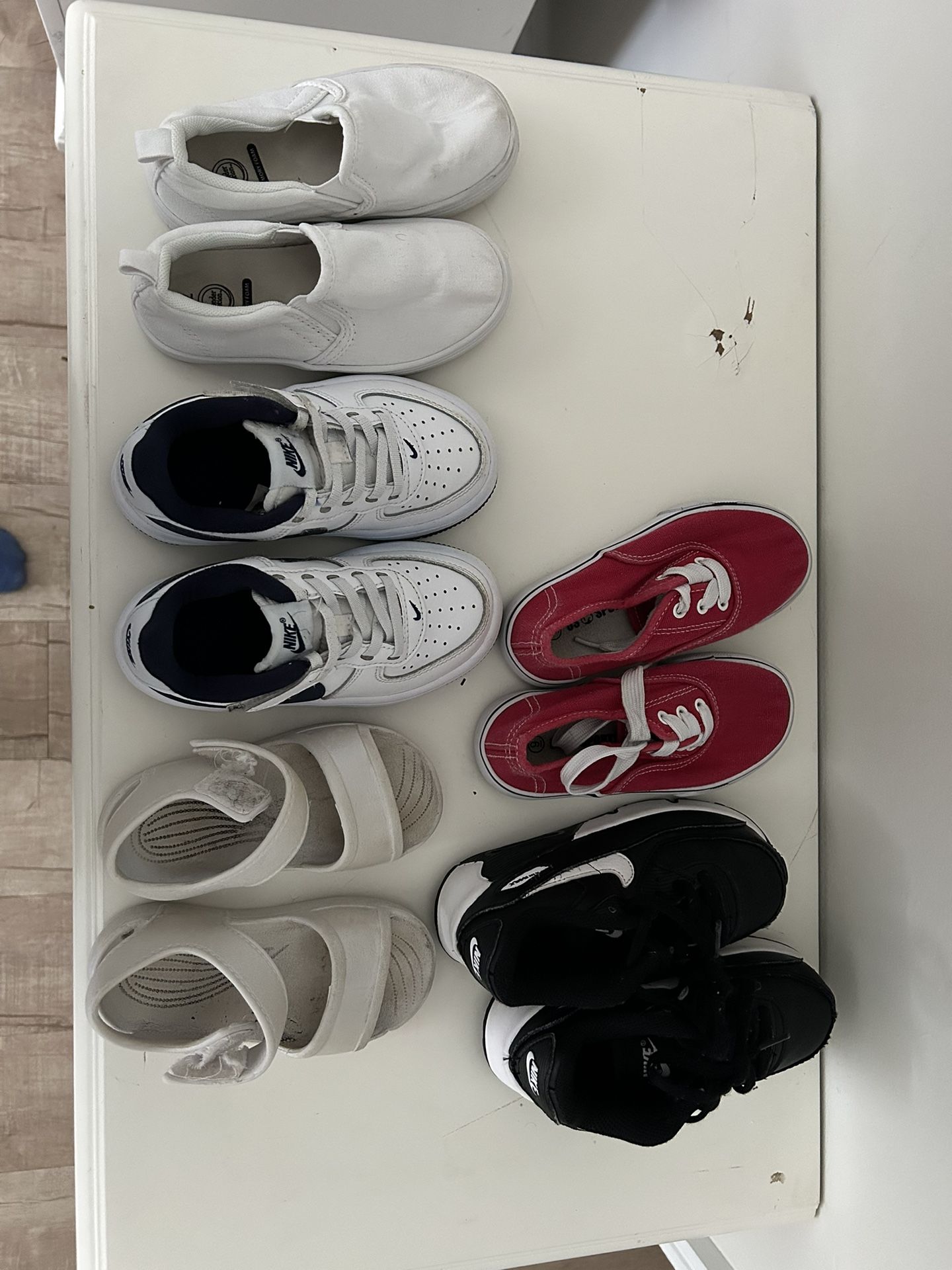 Toddler Shoes 9c