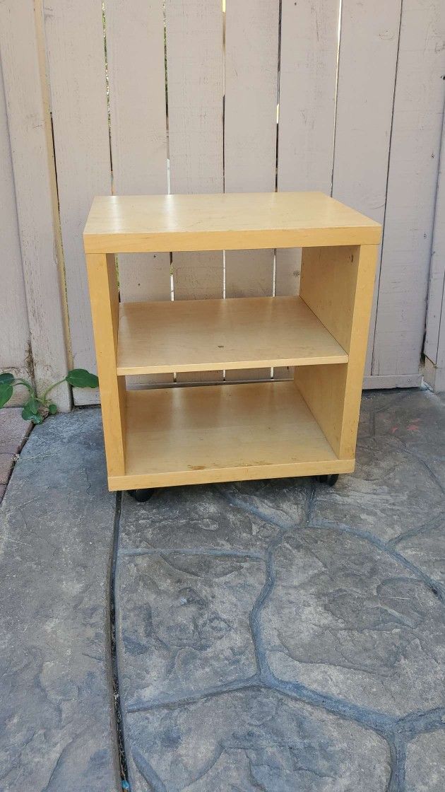 Free Rolling Shelf Organizer