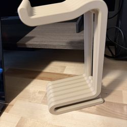 Headphone/headset Stands