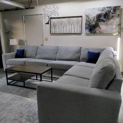 Flexsteel Sectional Couch Free Delivery 🛋️