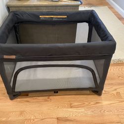 Uppababy Pack & Play Remi Playpen