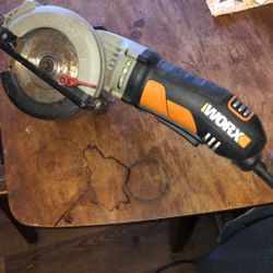 WORX Worxsaw 4.5" Compact Circular Saw