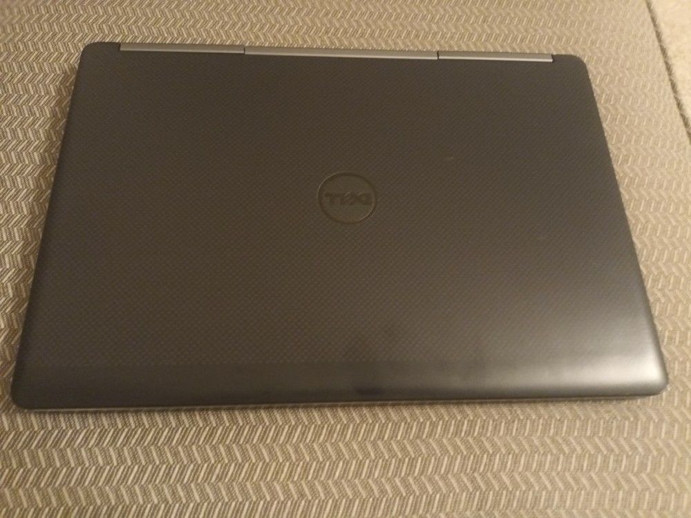 Dell Precision 7520 Notebook Refurbished