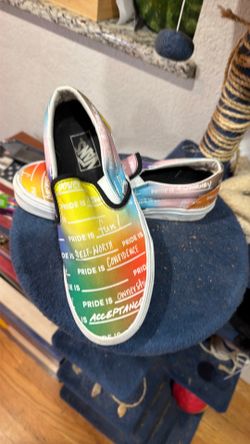 Vans pride shoes size 8