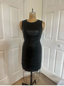 Calvin Klein Black Faux Leather Sheath Dress V-Neck Zip Front Knee Length Sz 8