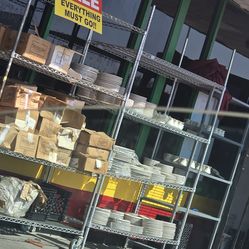 Dinner wear, plates, restaurant