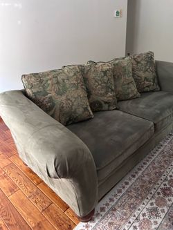 Sofa and loveseat