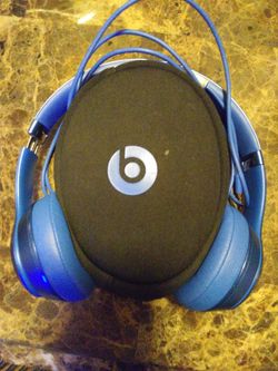 Beats headphone solo 2