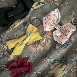 Girl Hair bows (30/pcs) 