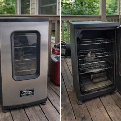 Masterbuilt Stainless Electric Smoker – Works Great – Local Pickup