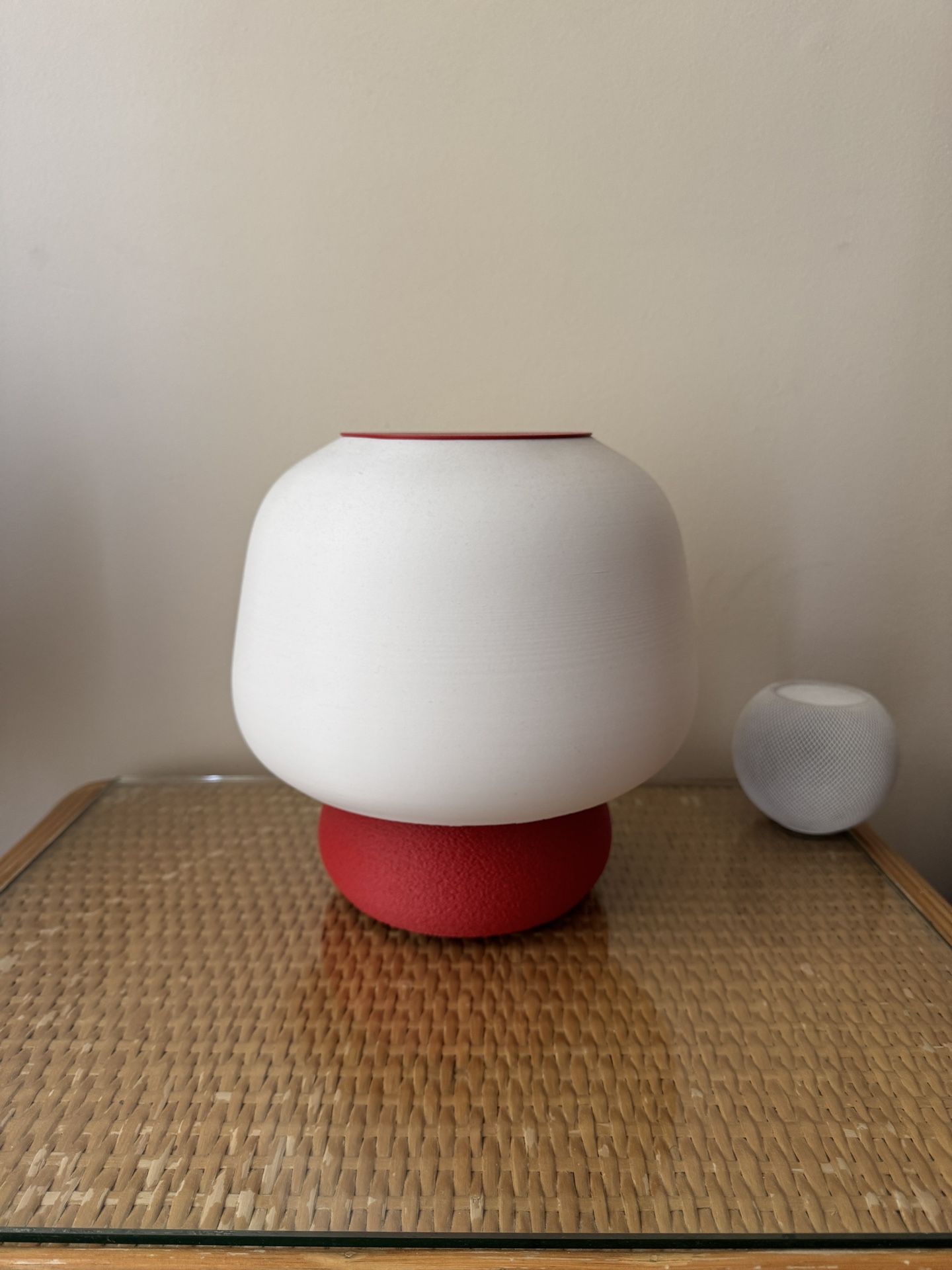 Red 3D printed lamp