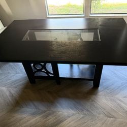 Dining Room Table 