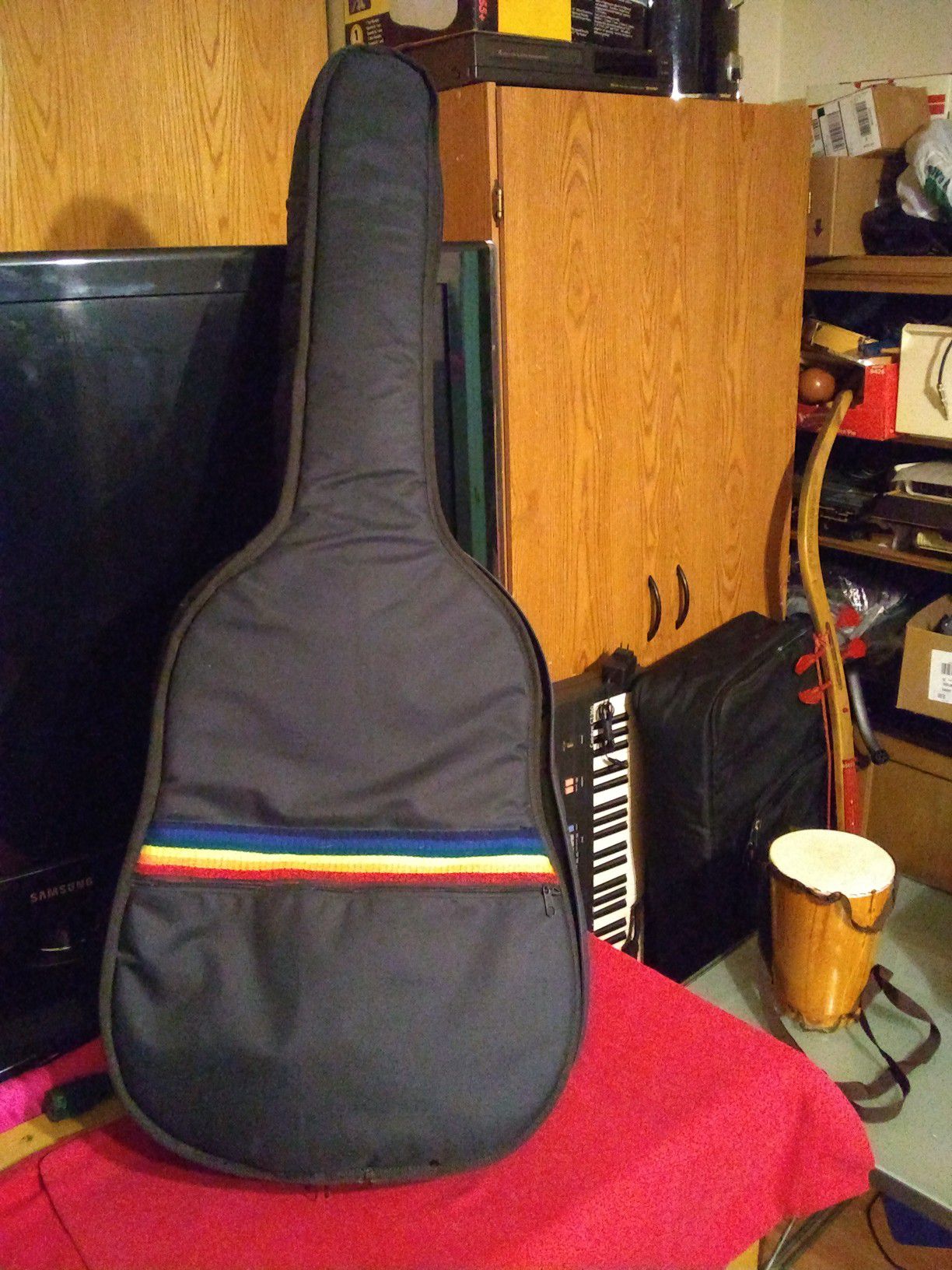 Gig bag padded for 3/4 acoustic guitar, pickup near Western/Devon Chicago