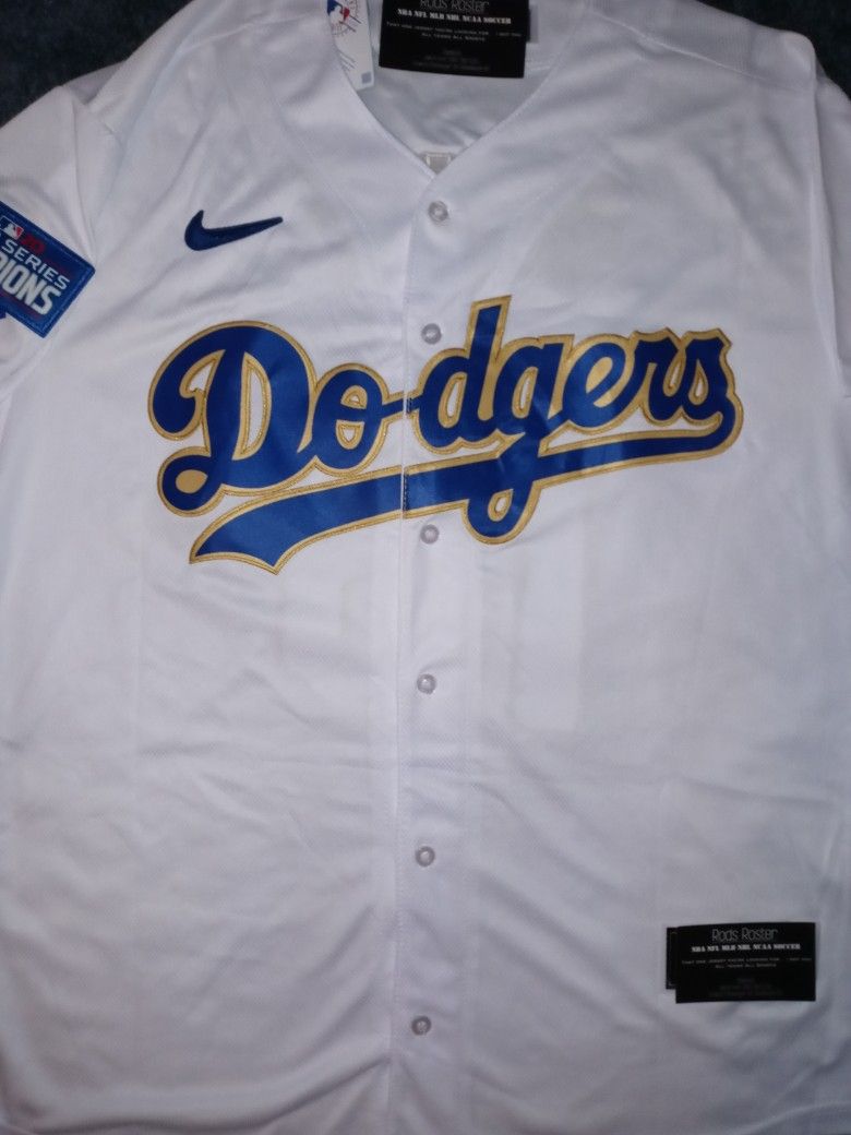 DODGERS Max Muncy jersey (M) for Sale in Bakersfield, CA - OfferUp