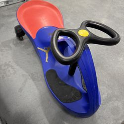 Joy Bay Swing Car