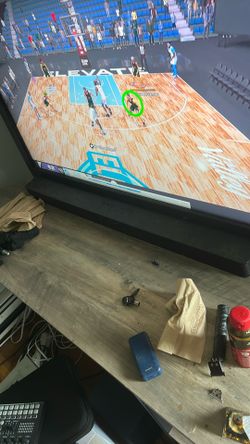 Vizio Soundbar with subwoofer/bass
