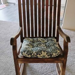 Rocking Chair 