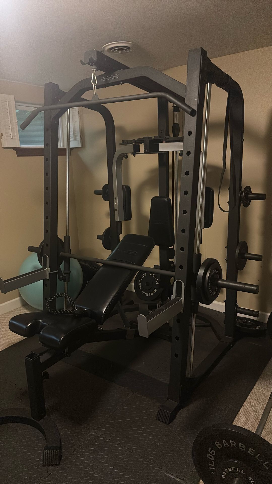 Complete Home Gym – Smith Machine + Bench + Weights