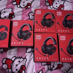 Headsets, very comfortable for long periods of time like while using for gameplay the price is 20 dollars but willing to negotiate. 