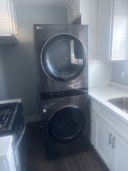 Lg thin Q combo washer & dryer