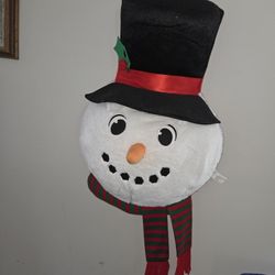 TALKING AND MUSICAL SNOWMAN HEAD