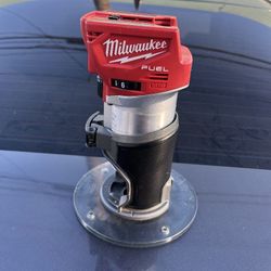 Milwaukee M18 Fuel Router Tool Only $100 Firme Precio 