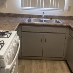 3bed 1 And A Half Bath