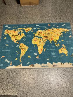 Animal map rug