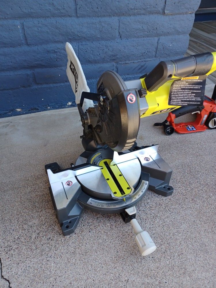 MITER SAW 7"1/4 RYOBI 18V TOOL ONLY