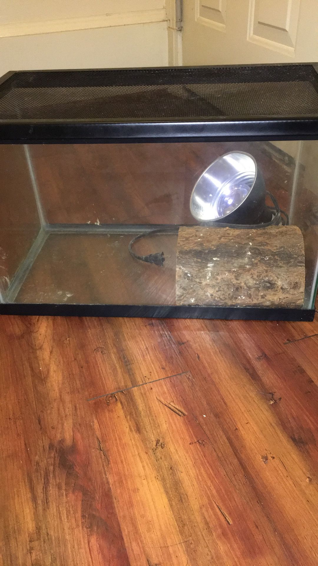 Reptile /fish tank