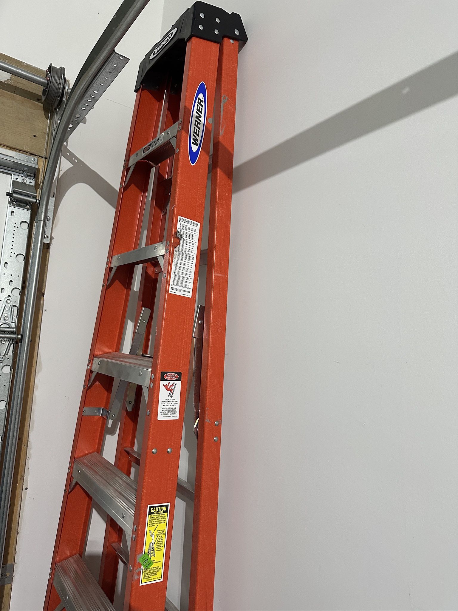 8 Foot Ladder