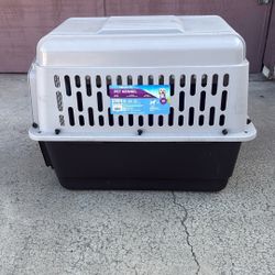 Pet Kennel Medium 🐕 23 Inch Long By 15 Inches Tall