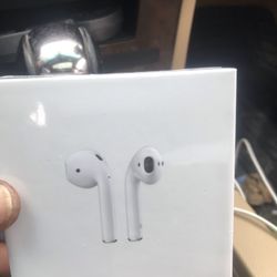Gen 2 AirPods 