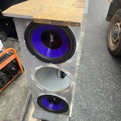 Subwoofers And Box For Sale 