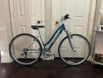 Novara  hybrid bike