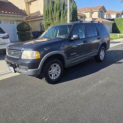 2002 Ford Explorer