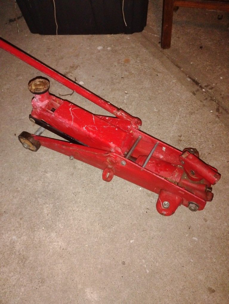 3 1/2 TON Floor Jack