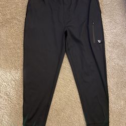 Vuori Sunday Performance Jogger. Men's Large. Black