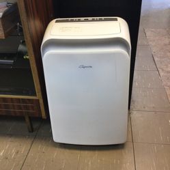 Comfort Aire 12,000 BTU AC Unit