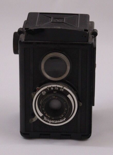 1930's Voightlander Brilliant TLR Camera