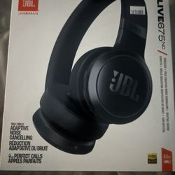 JBL Live 675NC Wireless True Adaptive Noise-Cancelling On-Ear Headphones